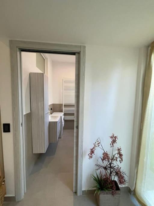 Apartment Near Como And Milan With Private Garage Mozzate Exterior foto