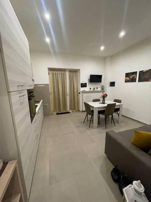 Apartment Near Como And Milan With Private Garage Mozzate Exterior foto